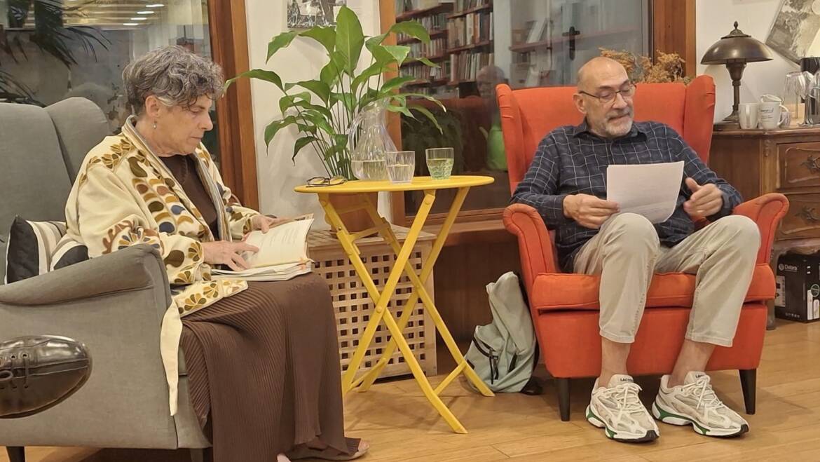 Presentació de “Glosak/Glossar el món” de Tere Irastortza a la Llibreria Documenta, Barcelona (5/10/2026)